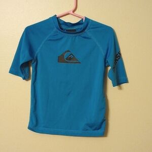2T Quicksilver Rash Guard Top